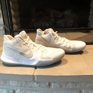 Nike Kyrie 3